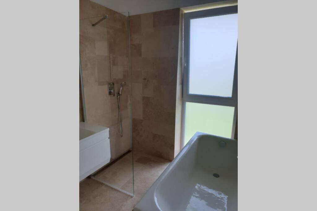 Garden Leisure Apartments Brasov Ngoại thất bức ảnh
